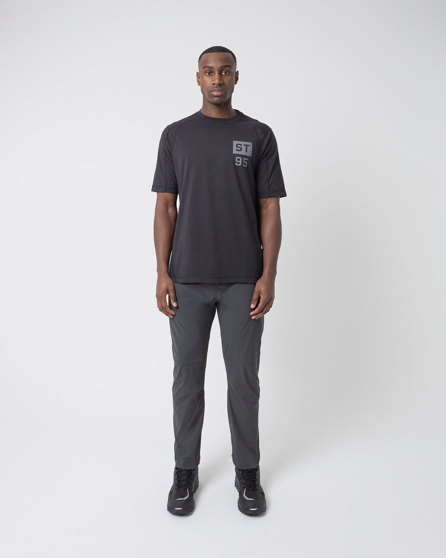 Jump Tee - Black ST95