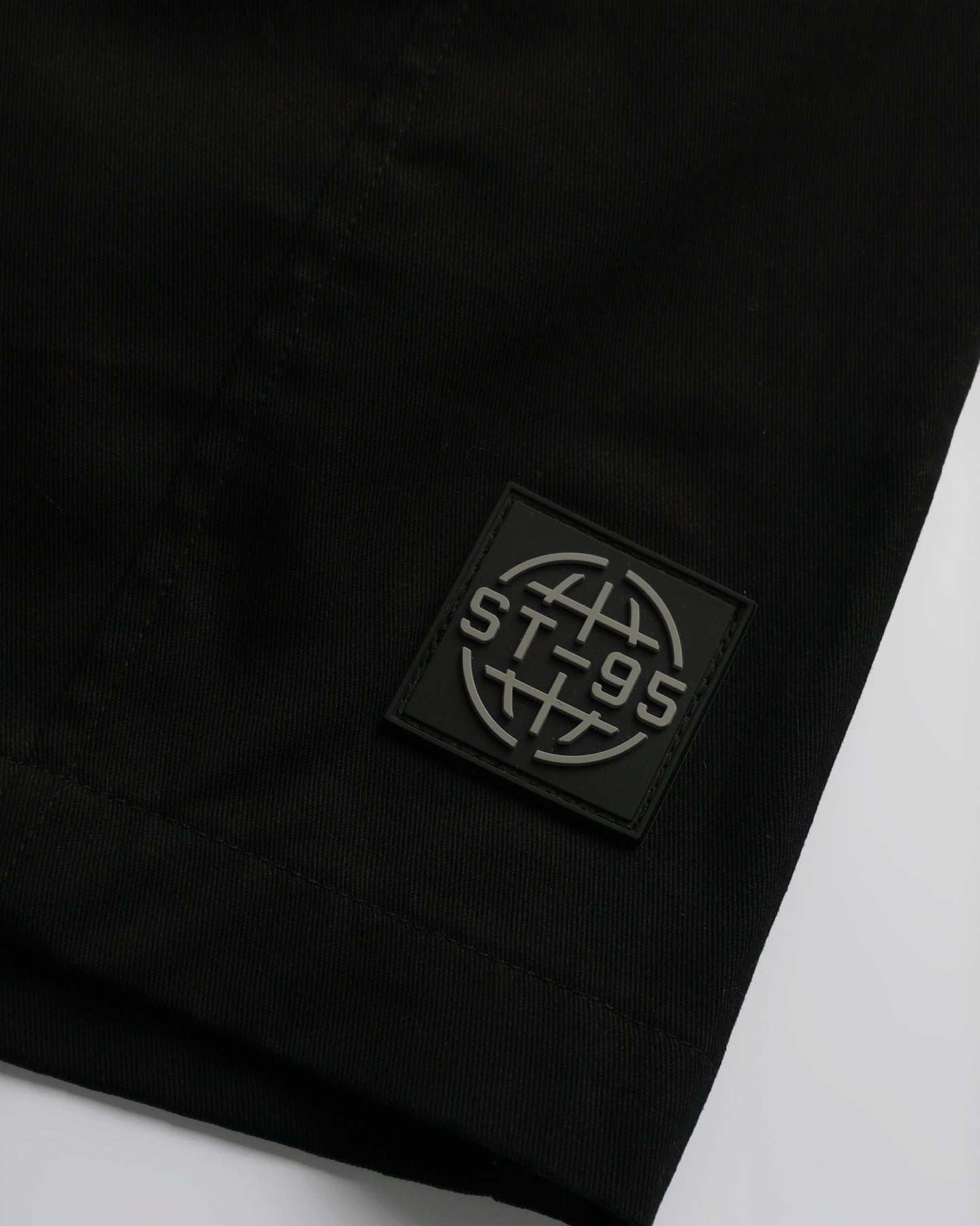 ST95 Fisica Short Caviar ST95
