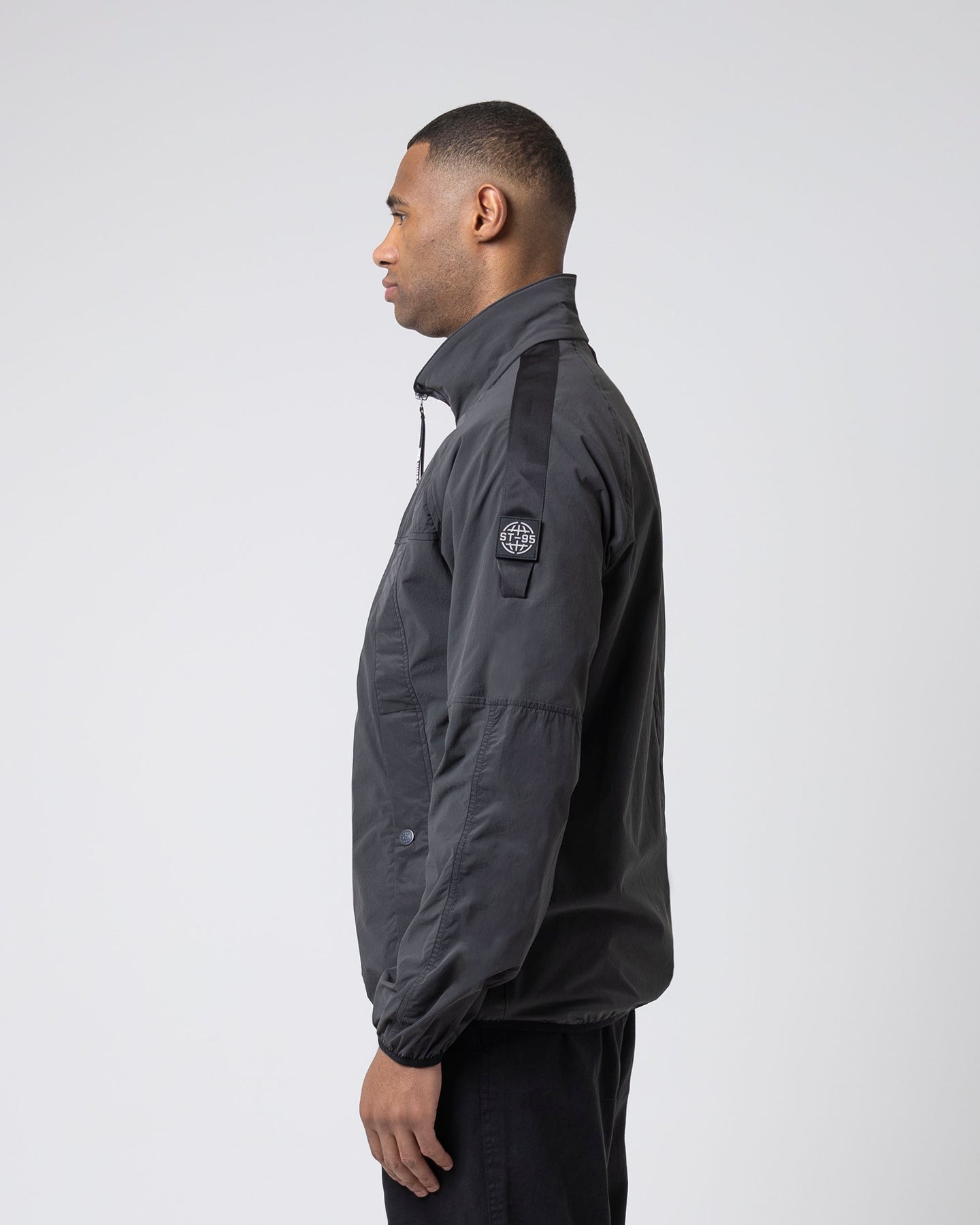 ST95 4 Way Stretch Zip Through Black ST95