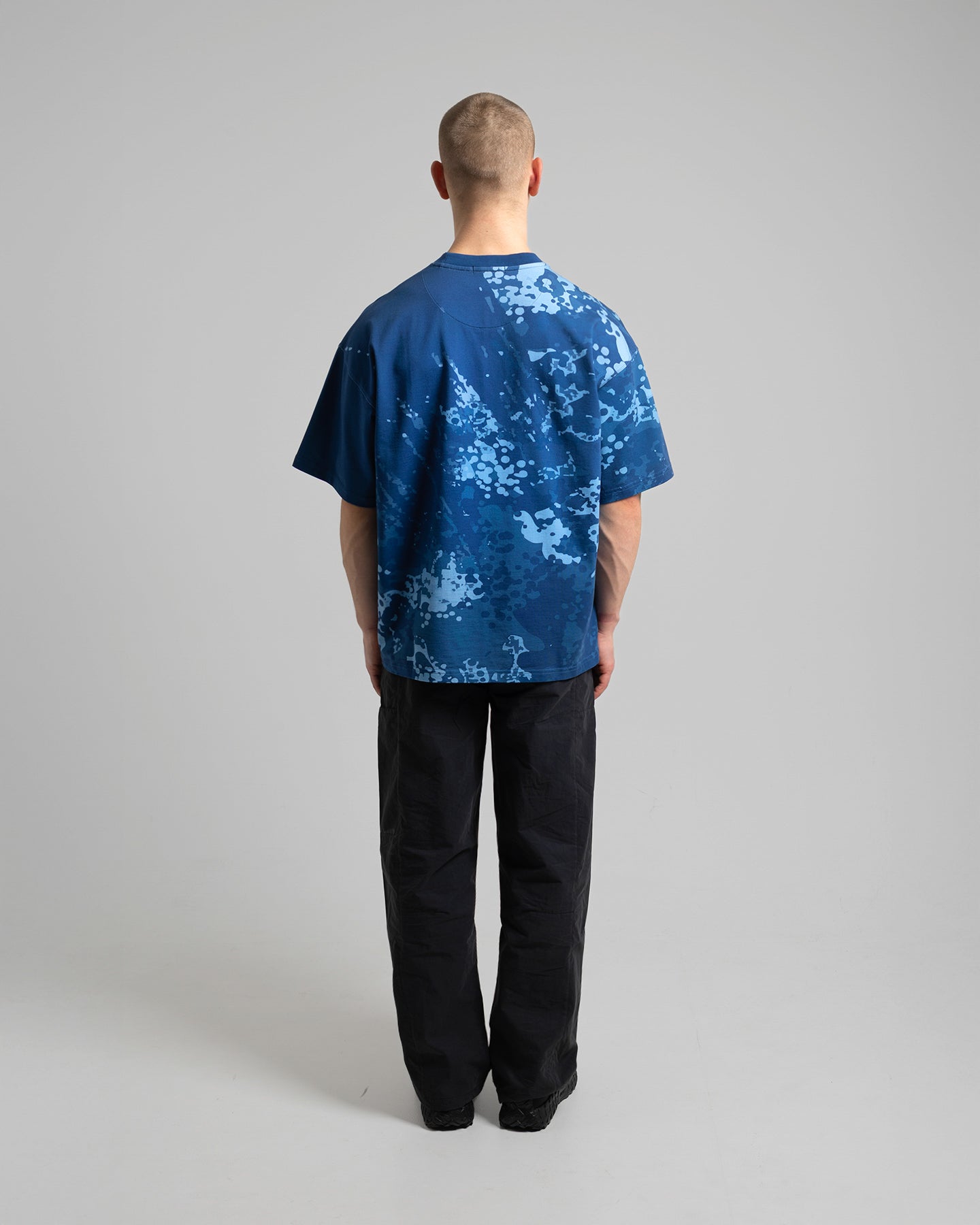 ST-95 x Anna Bergonzini Camouflage T-Shirt Blue ST95