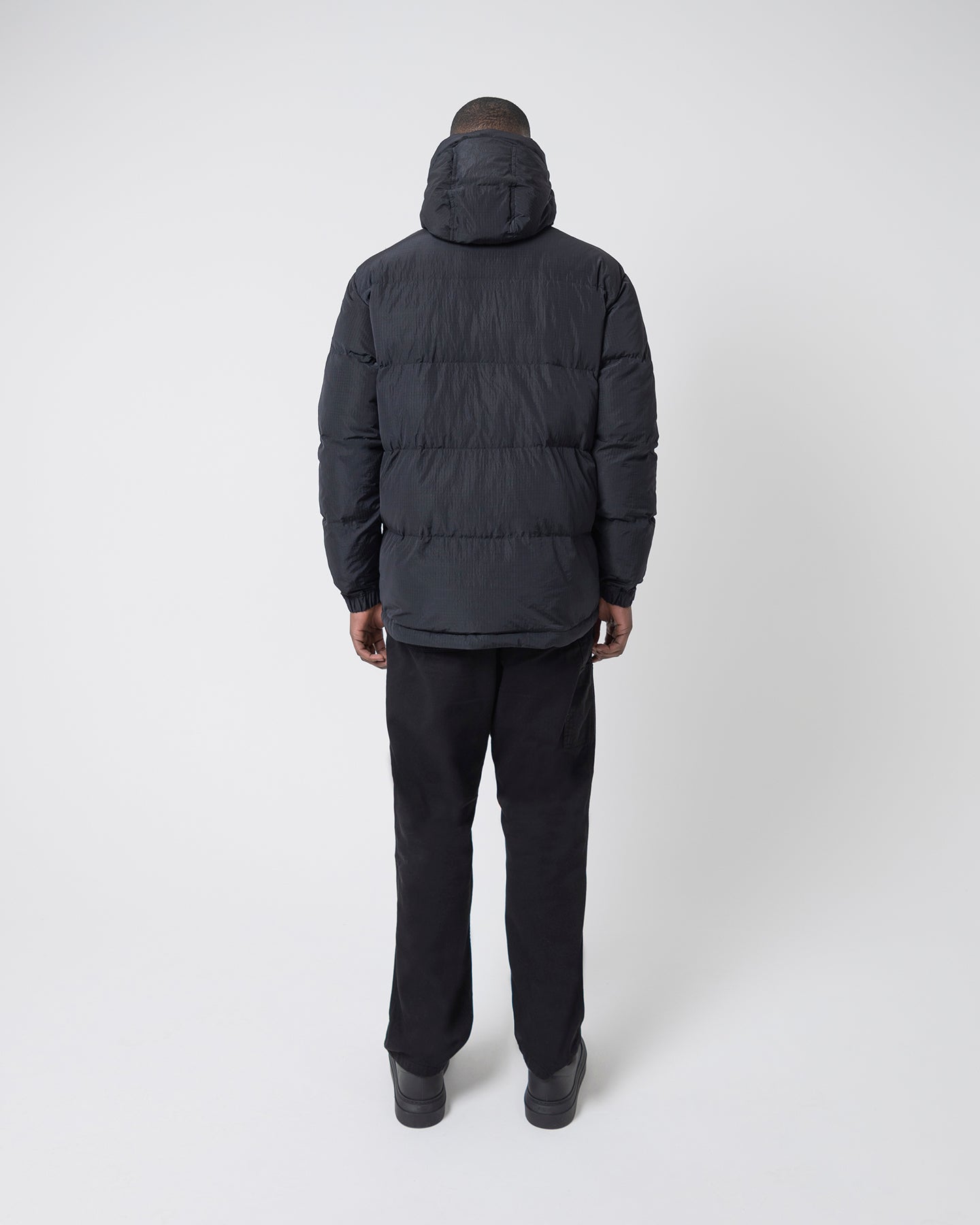ST95 Hooded Puffer Black ST95
