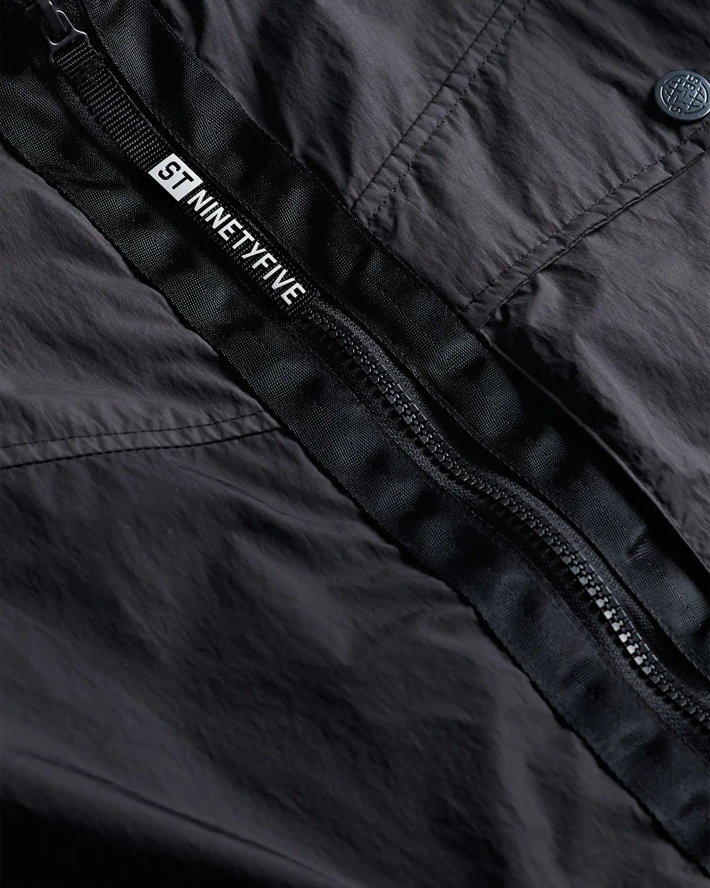 Ballute Overshirt - Black ST95