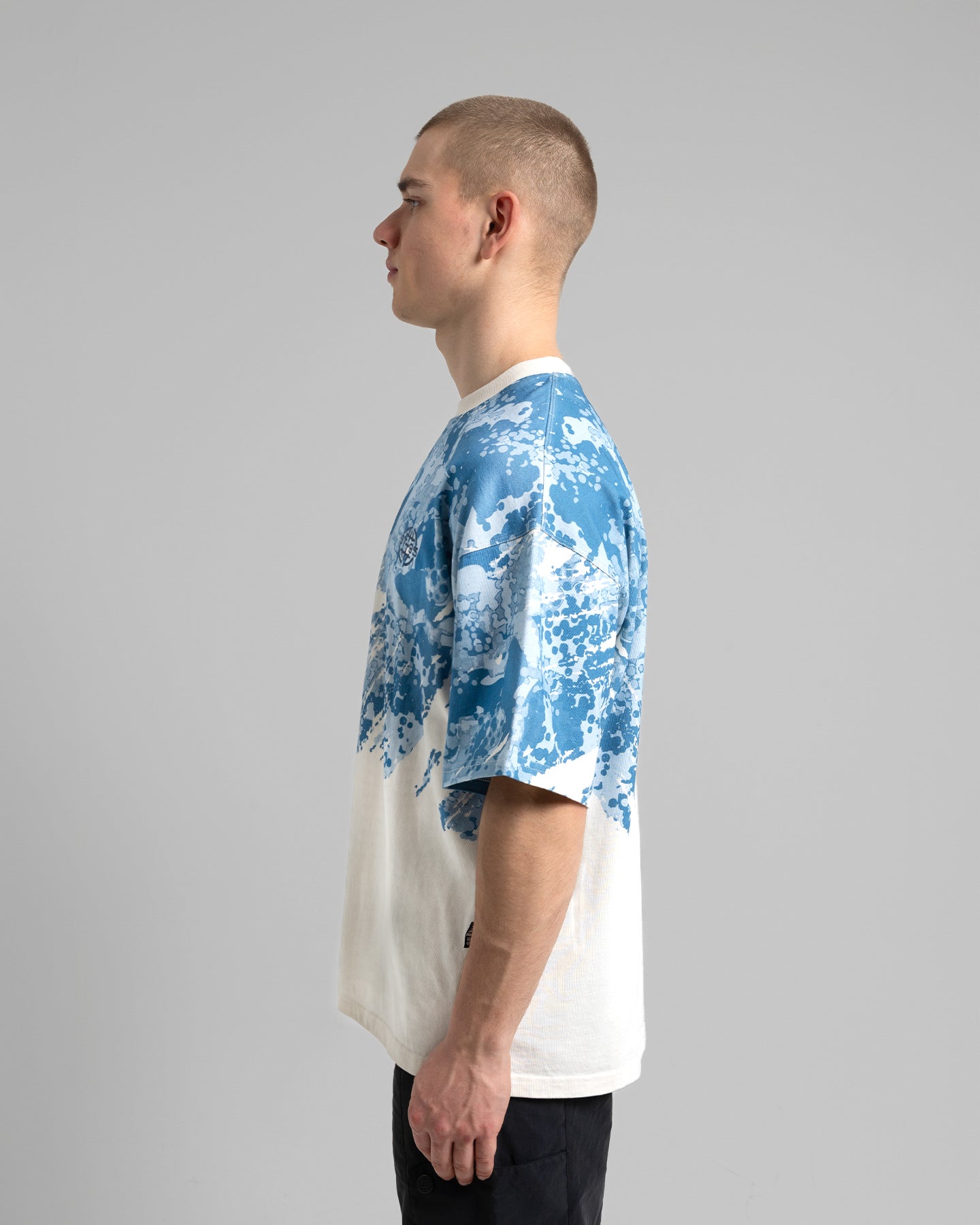 ST-95 x Anna Bergonzini Part Camouflage T-Shirt Off White ST95