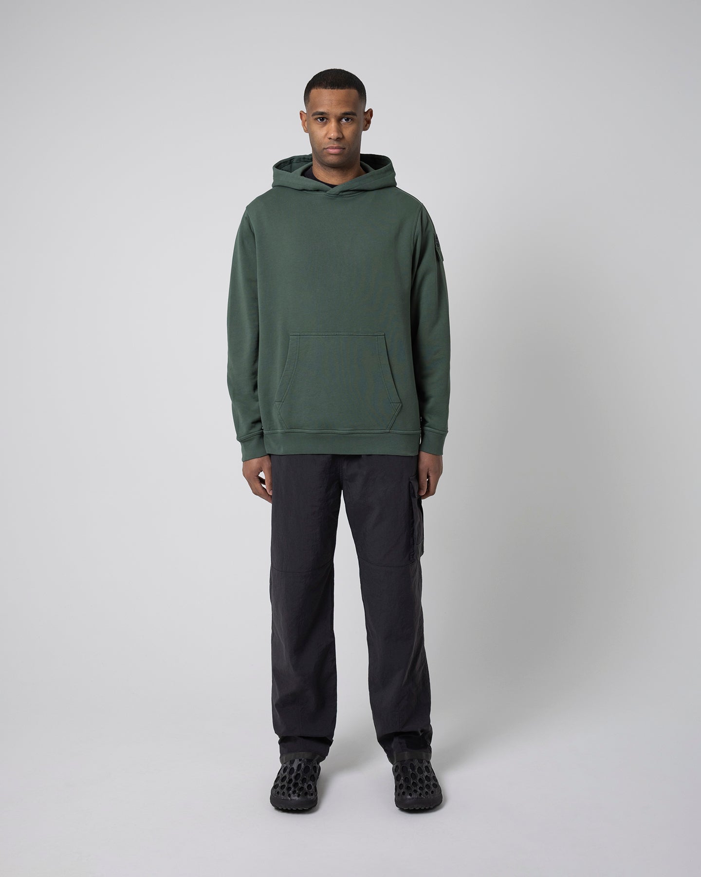 ST95 Nucleo Uno Hooded Sweat Dark Green ST95