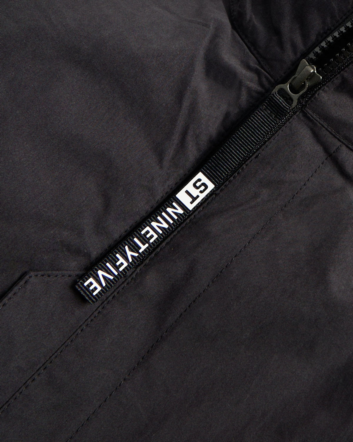 ST95 Strato Overshirt Caviar ST95