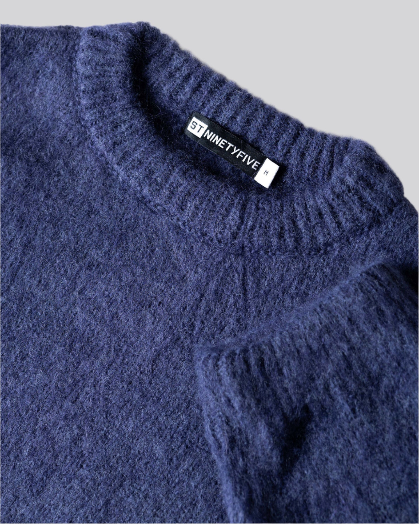 ST95 Solare Crew Knit Sweater Navy